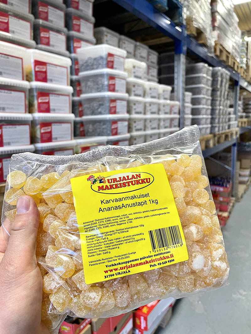 Karvaanmakuiset AnanasAnustapit 400g